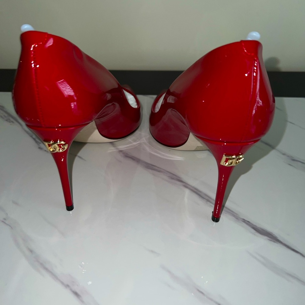 Dolce&Gabbana Cardinale Heels- New with tags